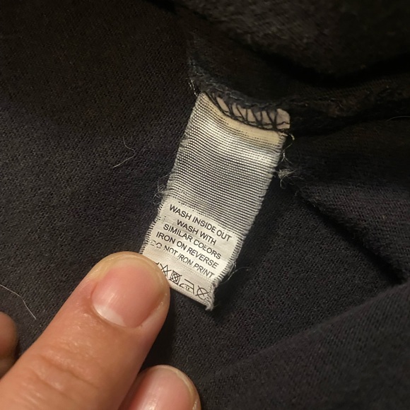 2013’ Yeezus Tour (Authentic) Shirt - Picture 6 of 7